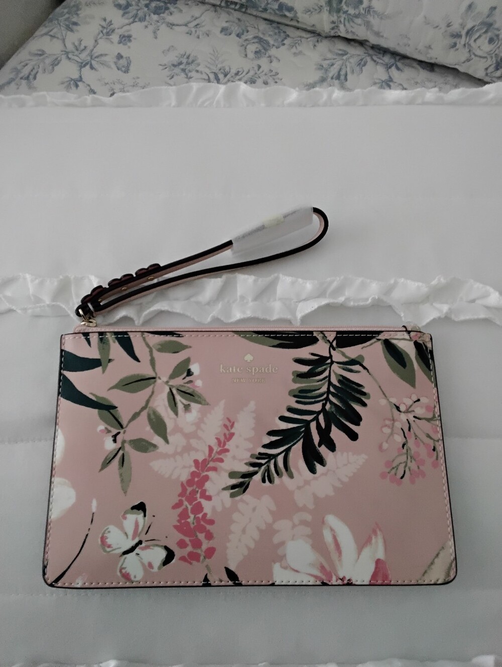 Kate Spade Botanical Floral Leather Eli Wristlet In Cameo NWT